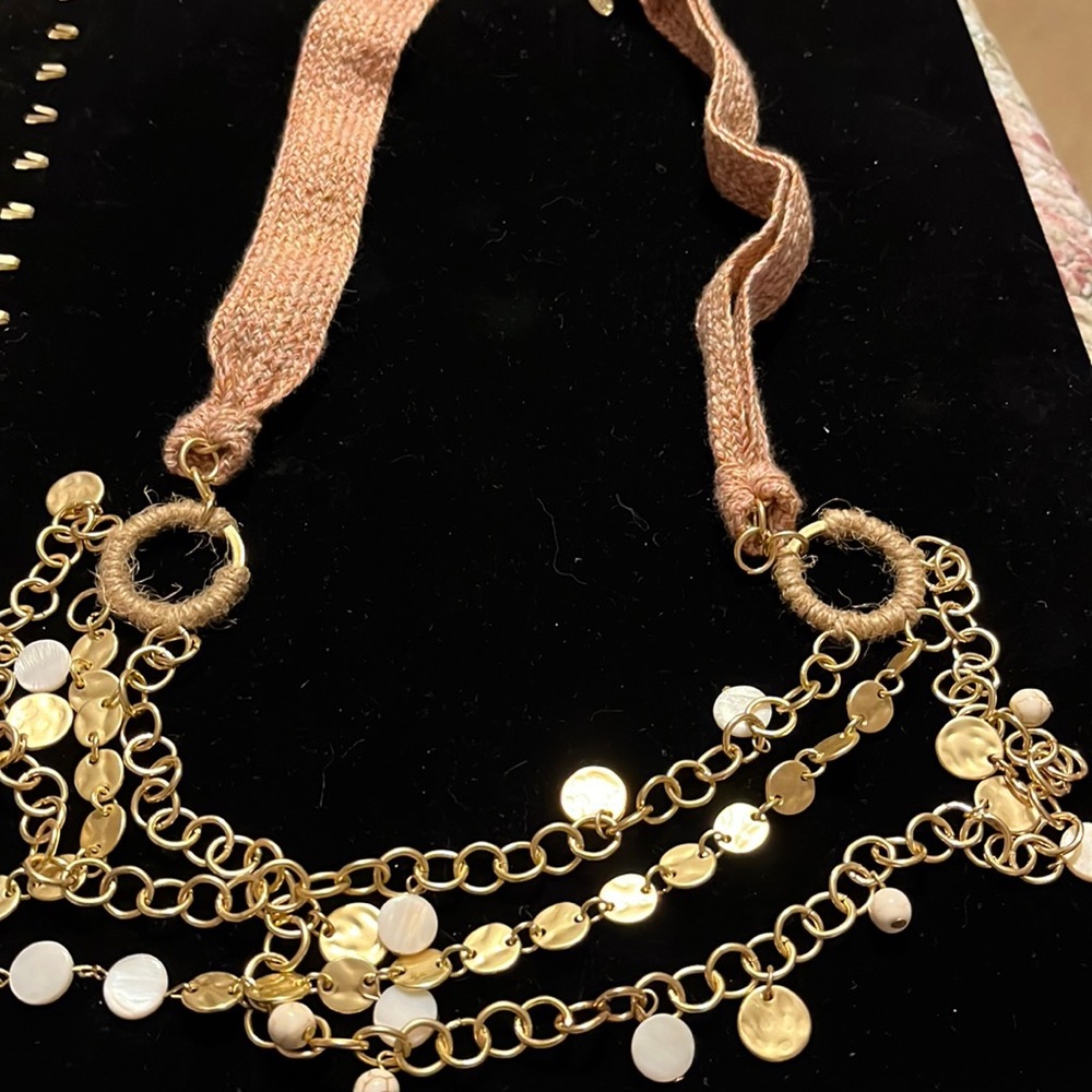 Plunder necklace.